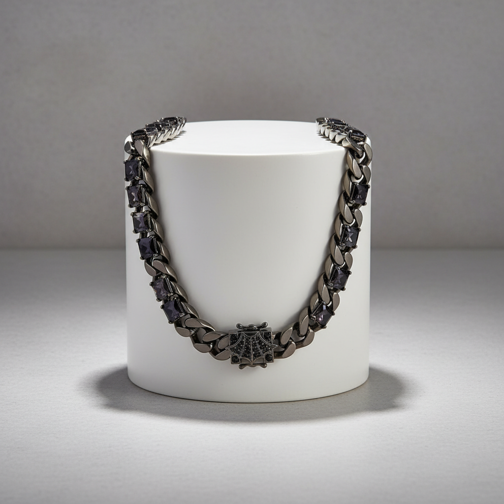 Noctis Cuban Chain Necklace